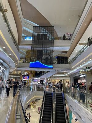 La publicité de l'affichage mené transparent d'intérieur mené p3.9-7.8 de panneau pour la porte en verre